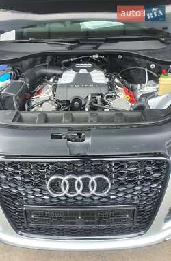 Внедорожник / Кроссовер Audi Q7 2015 в 
