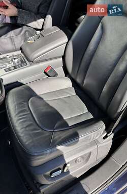 Внедорожник / Кроссовер Audi Q7 2013 в 