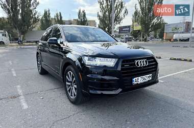 Внедорожник / Кроссовер Audi Q7 2017 в Днепре