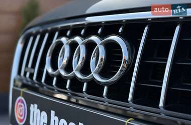 Позашляховик / Кросовер Audi Q7 2013 в 