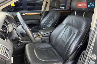 Позашляховик / Кросовер Audi Q7 2013 в 