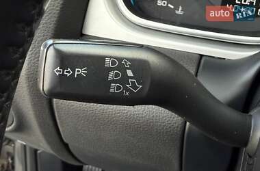 Позашляховик / Кросовер Audi Q7 2013 в 