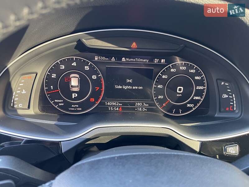 Внедорожник / Кроссовер Audi Q7 2017 в Хмельницком