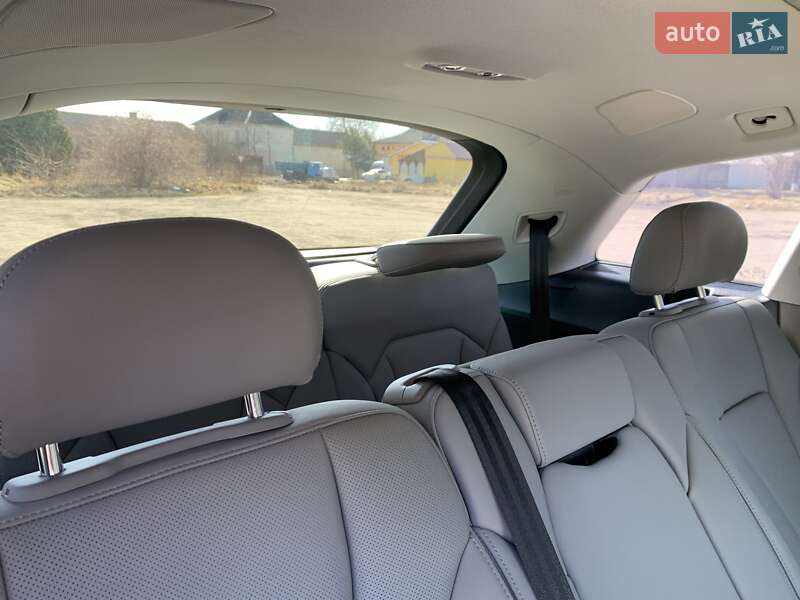 Позашляховик / Кросовер Audi Q7 2022 в Дрогобичі