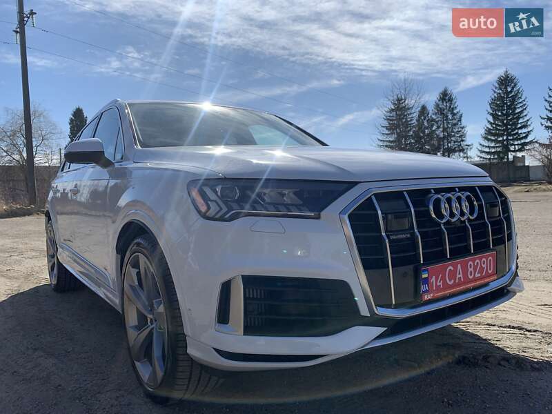 Позашляховик / Кросовер Audi Q7 2022 в Дрогобичі