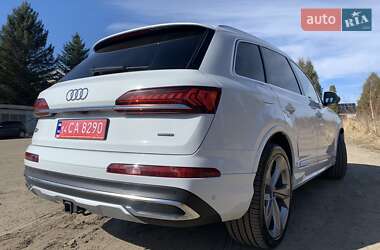 Внедорожник / Кроссовер Audi Q7 2022 в 