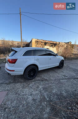 Позашляховик / Кросовер Audi Q7 2015 в Білгороді-Дністровському