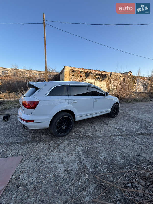Позашляховик / Кросовер Audi Q7 2015 в Білгороді-Дністровському фото 9 Позашляховик / Кросовер Audi Q7 2015 в Білгороді-Дністровському