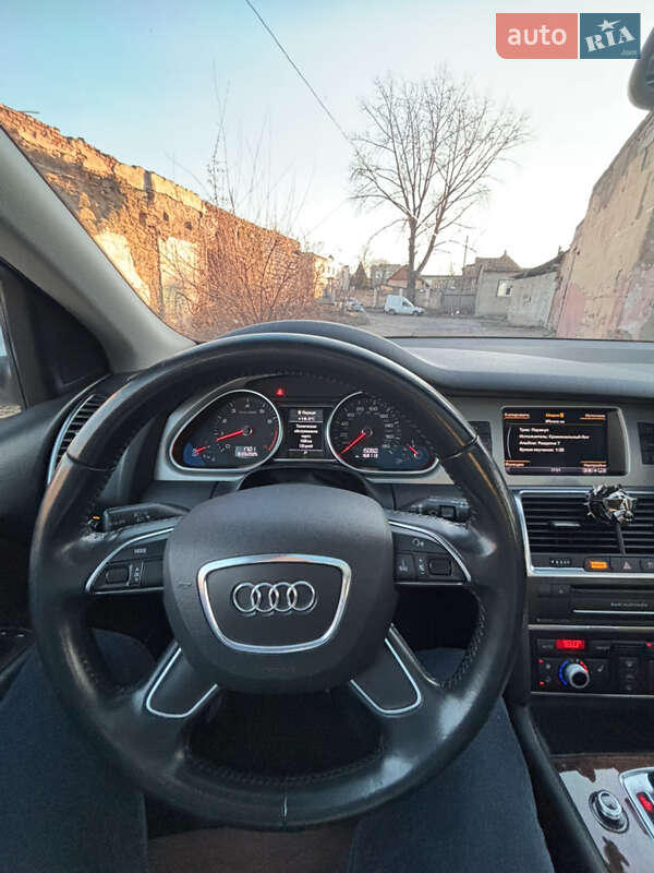 Позашляховик / Кросовер Audi Q7 2015 в Білгороді-Дністровському фото 27 Позашляховик / Кросовер Audi Q7 2015 в Білгороді-Дністровському