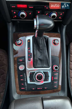 Позашляховик / Кросовер Audi Q7 2015 в Білгороді-Дністровському