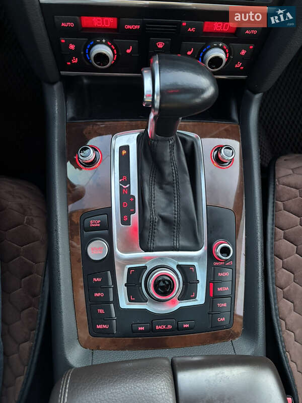 Позашляховик / Кросовер Audi Q7 2015 в Білгороді-Дністровському фото 29 Позашляховик / Кросовер Audi Q7 2015 в Білгороді-Дністровському