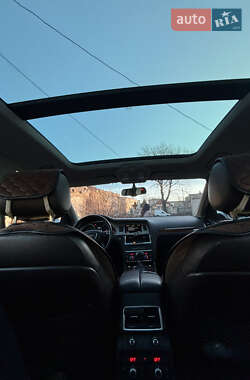 Позашляховик / Кросовер Audi Q7 2015 в Білгороді-Дністровському