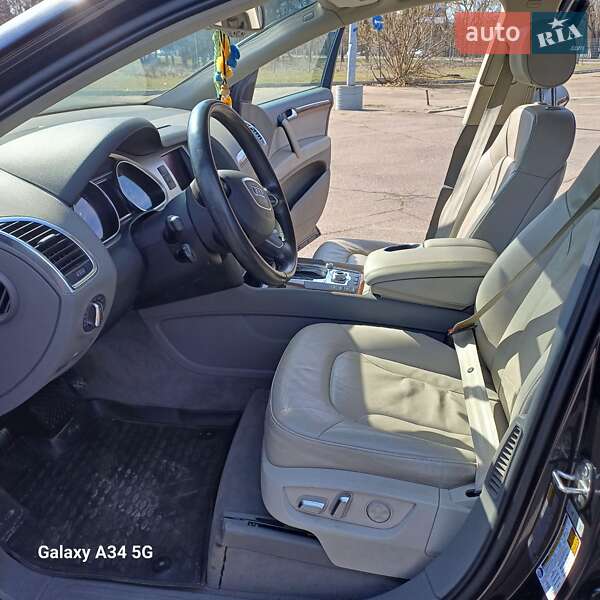 Внедорожник / Кроссовер Audi Q7 2012 в Николаеве
