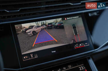 Внедорожник / Кроссовер Audi Q7 2020 в 