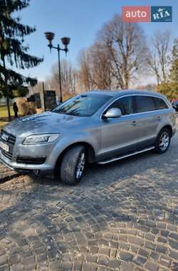 Внедорожник / Кроссовер Audi Q7 2006 в Ужгороде