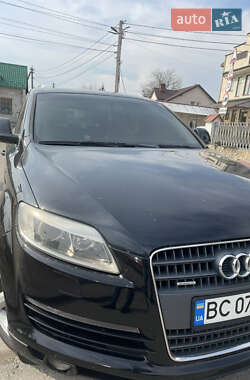 Внедорожник / Кроссовер Audi Q7 2007 в 