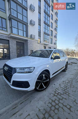 Внедорожник / Кроссовер Audi Q7 2017 в Львове