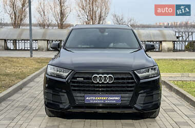 Внедорожник / Кроссовер Audi Q7 2017 в Днепре