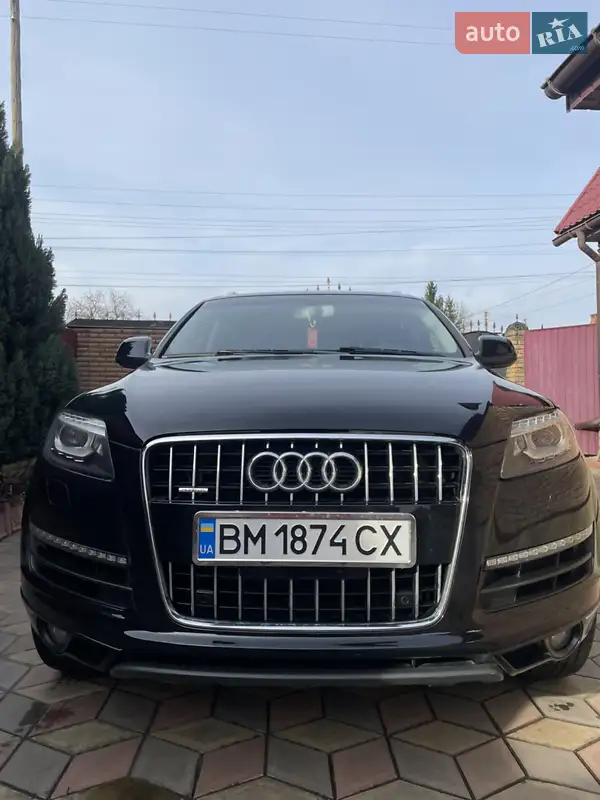 Внедорожник / Кроссовер Audi Q7 2012 в 