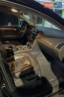 Внедорожник / Кроссовер Audi Q7 2011 в 