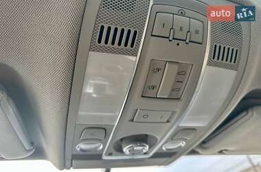 Позашляховик / Кросовер Audi Q7 2012 в 