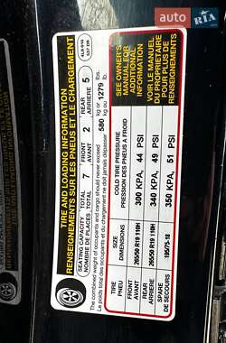 Позашляховик / Кросовер Audi Q7 2012 в 
