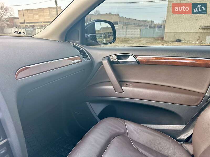 Внедорожник / Кроссовер Audi Q7 2012 в Львове