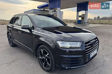 Внедорожник / Кроссовер Audi Q7 2015 в Дубно