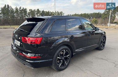 Внедорожник / Кроссовер Audi Q7 2015 в Дубно