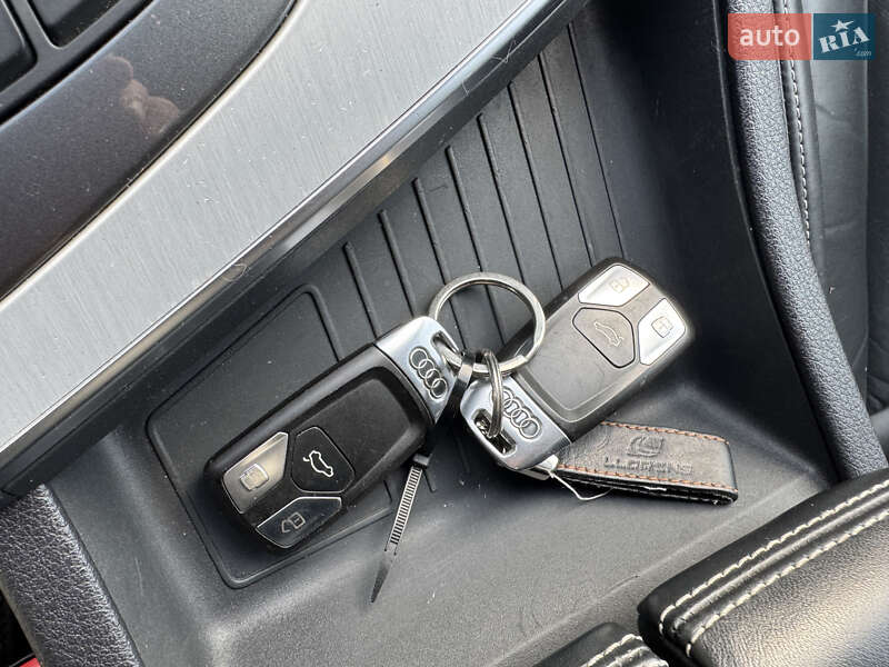 Внедорожник / Кроссовер Audi Q7 2015 в Дубно