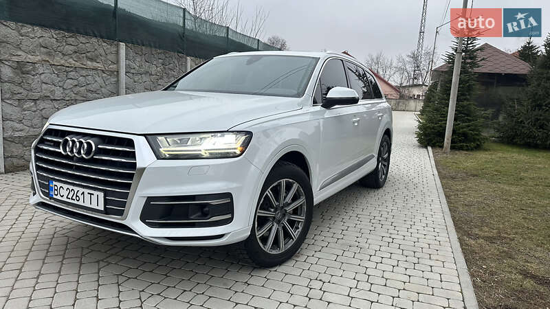 Внедорожник / Кроссовер Audi Q7 2016 в Яворове