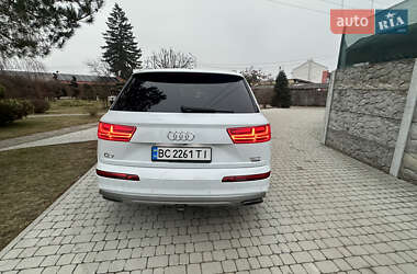 Внедорожник / Кроссовер Audi Q7 2016 в Яворове