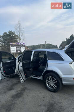 Внедорожник / Кроссовер Audi Q7 2012 в 