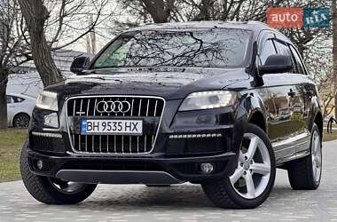 Внедорожник / Кроссовер Audi Q7 2011 в 