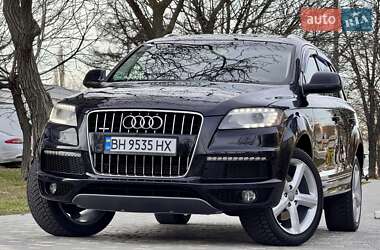 Внедорожник / Кроссовер Audi Q7 2011 в 