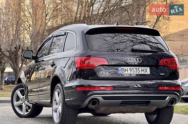 Внедорожник / Кроссовер Audi Q7 2011 в 