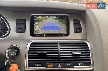 Внедорожник / Кроссовер Audi Q7 2011 в 