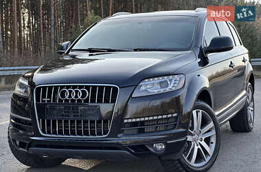 Позашляховик / Кросовер Audi Q7 2014 в 
