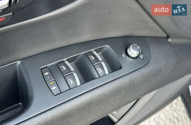 Позашляховик / Кросовер Audi Q7 2014 в 