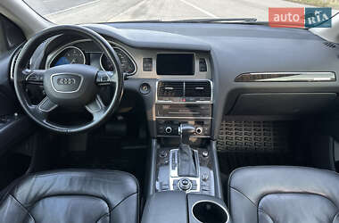 Позашляховик / Кросовер Audi Q7 2014 в 