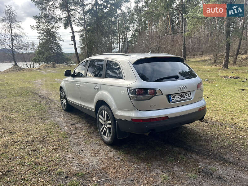 Позашляховик / Кросовер Audi Q7 2008 в Кременці
