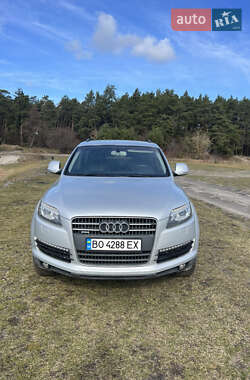 Внедорожник / Кроссовер Audi Q7 2008 в 