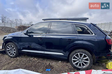 Позашляховик / Кросовер Audi Q7 2017 в Києві