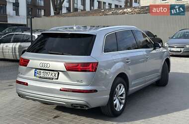 Внедорожник / Кроссовер Audi Q7 2017 в 