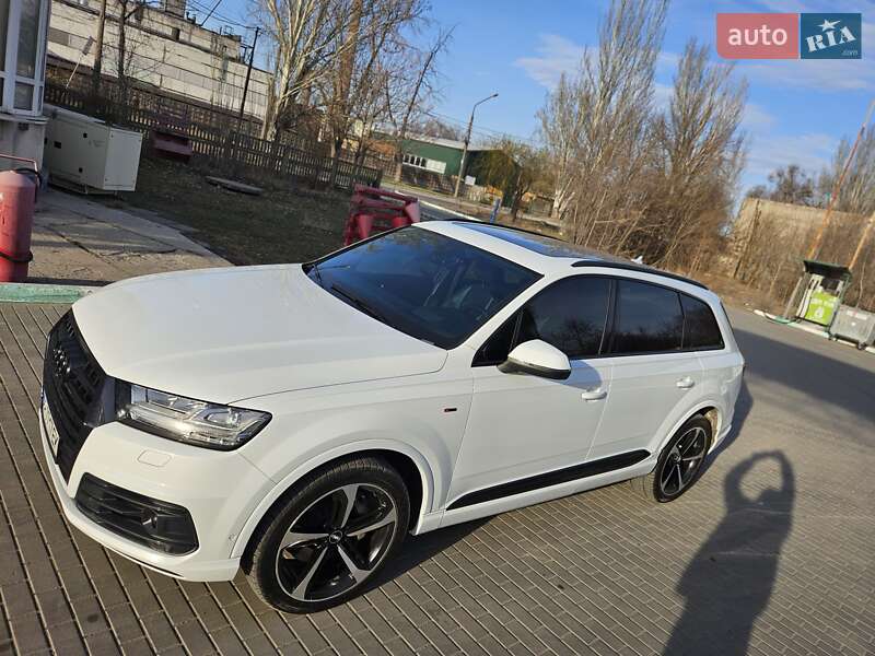 Audi Q7 2018