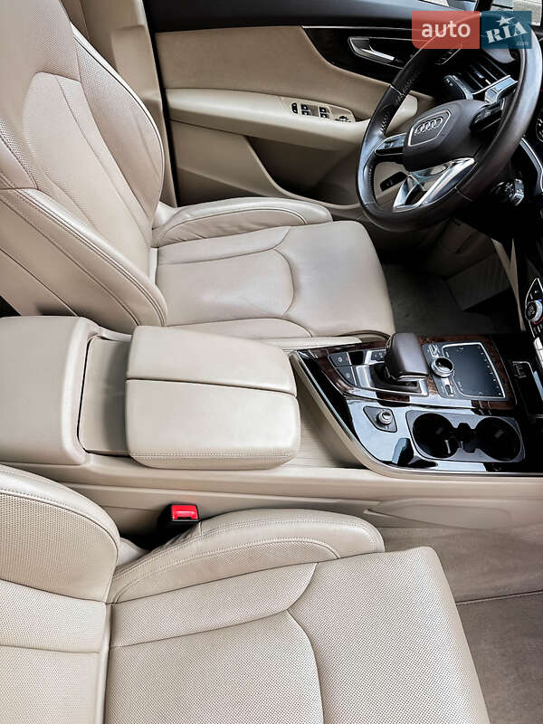 Внедорожник / Кроссовер Audi Q7 2018 в Львове