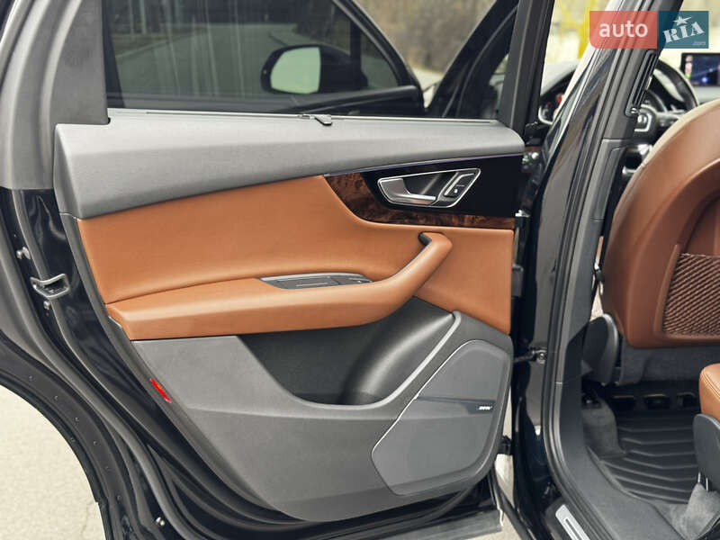 Внедорожник / Кроссовер Audi Q7 2016 в Киеве фото 52 Внедорожник / Кроссовер Audi Q7 2016 в Киеве