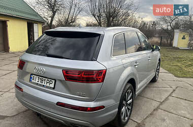 Позашляховик / Кросовер Audi Q7 2017 в 