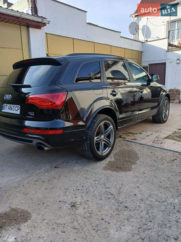 Позашляховик / Кросовер Audi Q7 2013 в Одесі
