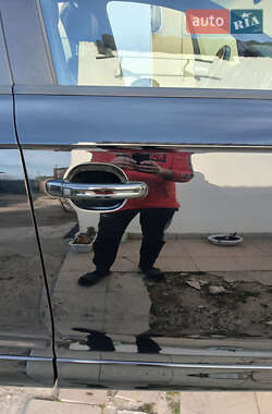 Позашляховик / Кросовер Audi Q7 2013 в 